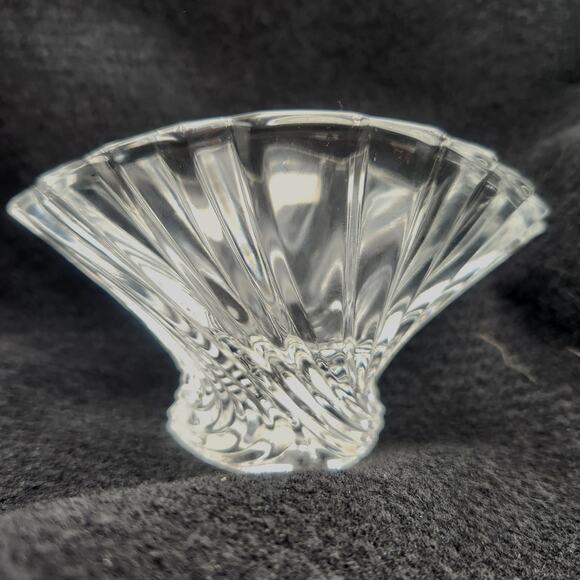 Pair Of Mikasa Flores Flared‎ Crystal Candleholders/Votives Elegant Vintage Rare - Picture 1 of 7